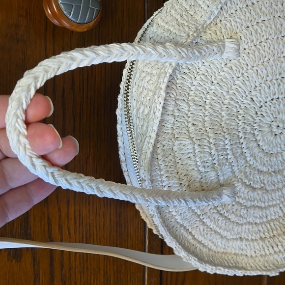 H&M woven circular bag - Picture 3 of 6